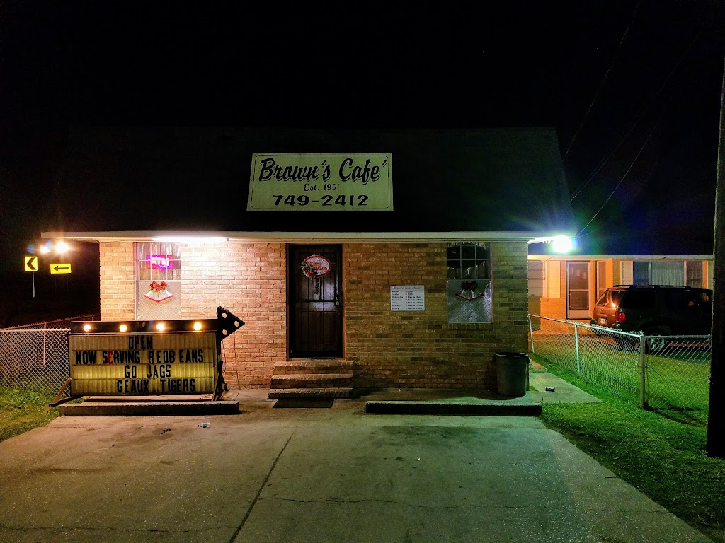 Brown's Cafe 70719