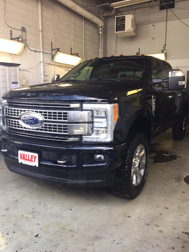 Ford Dealer «Valley Ford Truck», reviews and photos, 5715 Canal Rd, Cleveland, OH 44125, USA
