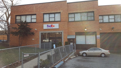 Shipping and Mailing Service «FedEx Ship Center», reviews and photos, 669 S 3rd Ave, Mt Vernon, NY 10550, USA