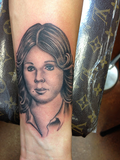 Explore mens thumb tattoo ideas, creative tattoo ideas in Lancaster, available at DEADMANS STUDIO