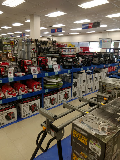 Hardware Store «Harbor Freight Tools», reviews and photos, 3709 Farmington Dr, Greensboro, NC 27407, USA