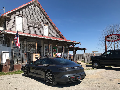 Restaurant «Old Delina Country Store», reviews and photos, 4397 John Barnes Rd, Cornersville, TN 37047, USA