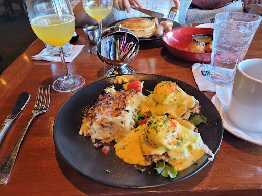 Shopping Mall «The Shops at West End», reviews and photos, 1621 West End Blvd, St Louis Park, MN 55416, USA