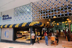 Cinco Estrelas Casa de Pães Asa Sul: Café, Lanche, Delivery Brasília DF image