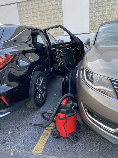 Lincoln Mercury Dealer «West Point Lincoln», reviews and photos, 11666 Katy Fwy, Houston, TX 77043, USA