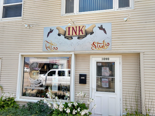 Tattoo Shop «INK Tattoo Studios», reviews and photos, 1090 University Ave, Dubuque, IA 52001, USA