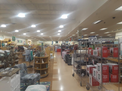 Department Store «Bealls Store», reviews and photos, 13687 US-441, Lady Lake, FL 32159, USA