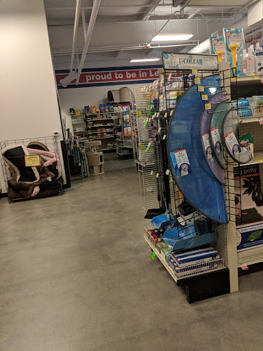 Pet Supply Store «Petsense Lenoir», reviews and photos, 1009 Blowing Rock Blvd, Lenoir, NC 28645, USA
