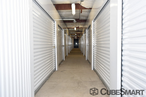 Self-Storage Facility «CubeSmart Self Storage», reviews and photos, 7209 Teckler Blvd, Crystal Lake, IL 60014, USA