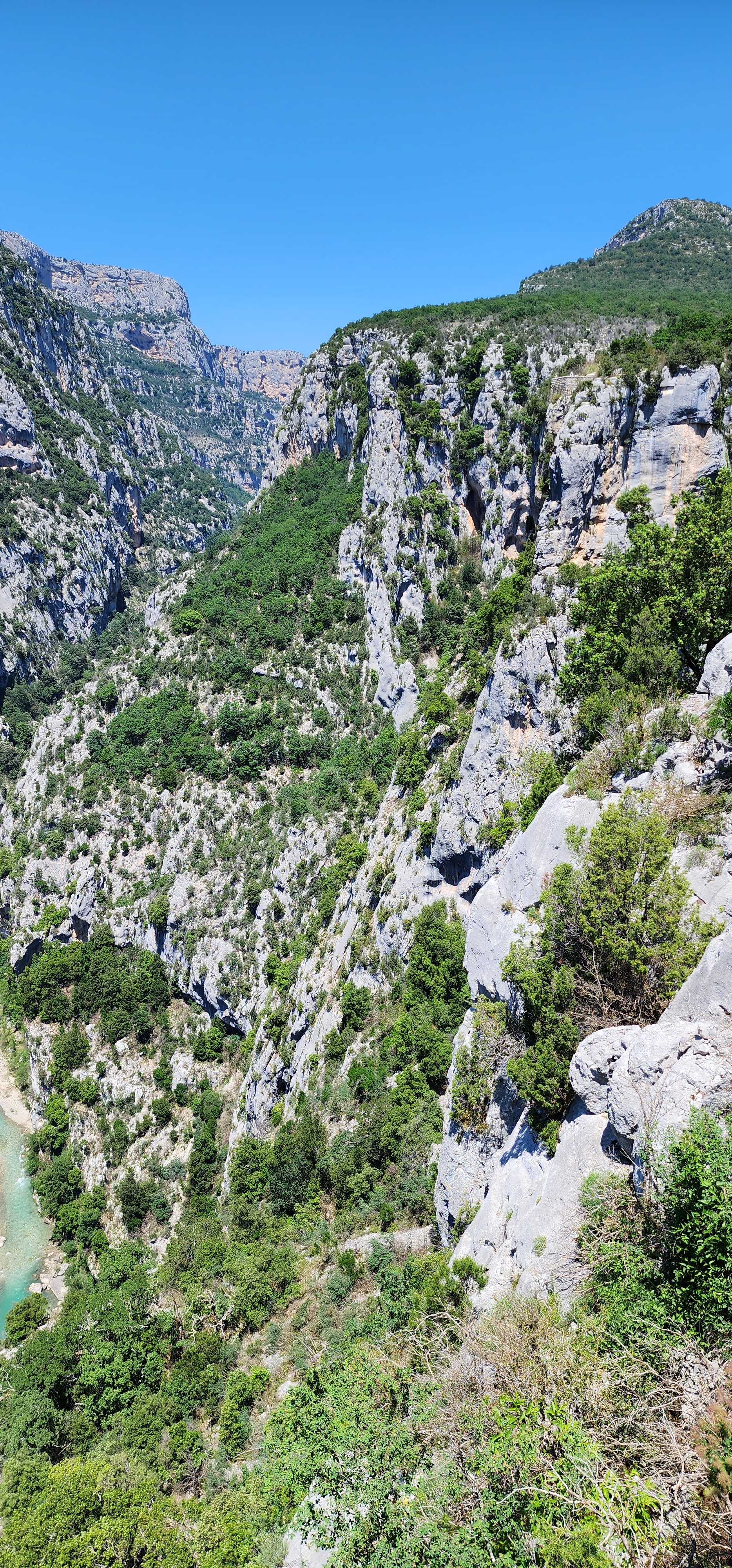 Photo n° 4 de l'avis de Konstantin.a fait le 03/07/2023 à 21:05