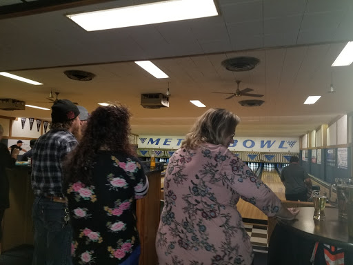 Bowling Alley «Metro Bowl», reviews and photos, 77 Brink St, Crystal Lake, IL 60014, USA