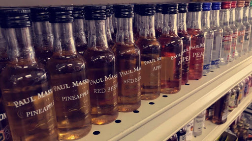 Liquor Store «Athens Hwy Package Store», reviews and photos, 898 W Ridge Rd, Gainesville, GA 30501, USA