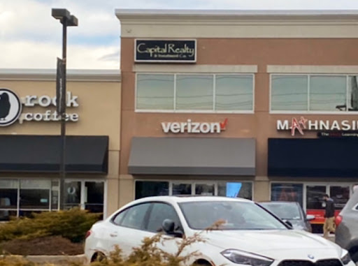 Cell Phone Store «Verizon Authorized Retailer - Wireless Zone», reviews and photos, 329 W Main St, Freehold, NJ 07728, USA