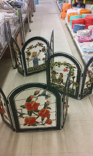 Variety Store «Dollar King», reviews and photos, 26 Hempstead Turnpike, Farmingdale, NY 11735, USA