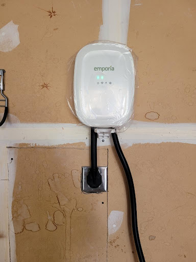 Electrician «Neighborhood Electric», reviews and photos, 435 Pine St, Batavia, IL 60510, USA