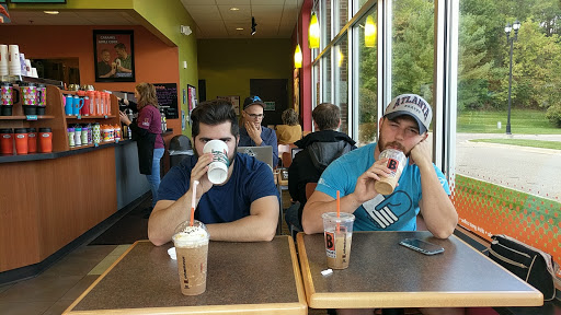 Coffee Shop «BIGGBY COFFEE», reviews and photos, 1273 N Commerce Rd, Commerce Township, MI 48382, USA