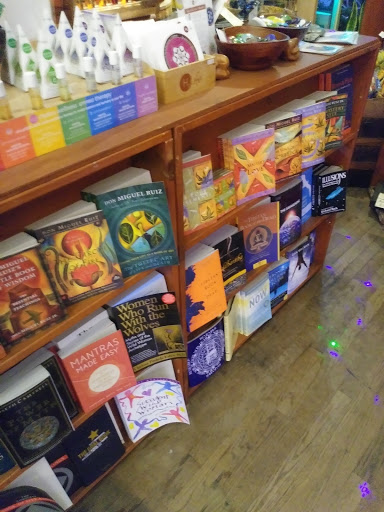Book Store «Thunderbolt Spiritual Books», reviews and photos, 512 Santa Monica Blvd, Santa Monica, CA 90401, USA