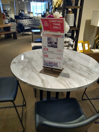 Furniture Store «Ashley HomeStore», reviews and photos, 925 Paterson Plank Rd, Secaucus, NJ 07094, USA