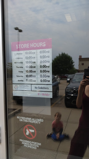 Cell Phone Store «Sprint Store», reviews and photos, 7741 Egan Dr, Savage, MN 55378, USA