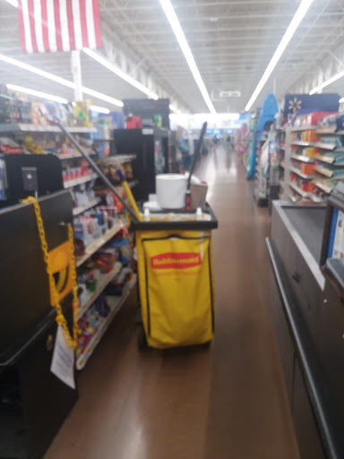 Department Store «Walmart Supercenter», reviews and photos, 201 Chamber Dr, Milford, OH 45150, USA