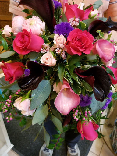 James Murray Florist Inc, 213 Greenwich Ave, Goshen, NY 10924, USA, 