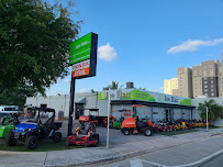 Joe Blair Lawn Mower - Photo 2 - Car repair in Miami, FL, Miami