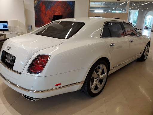 Car Repair and Maintenance «Dimmitt Automotive Group - Luxury & Exotic Pre-Owned Cars», reviews and photos, 3333 Gandy Blvd u, Pinellas Park, FL 33781, USA