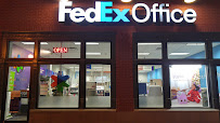 FedEx Office Print & Ship Center - Photo 8 - Car repair in Washington, DC, Washington