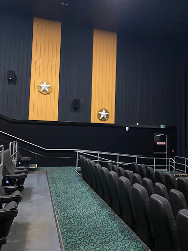 Movie Theater «Regal Cinemas Providence 14», reviews and photos, 401 S Mt Juliet Rd, Mt Juliet, TN 37122, USA
