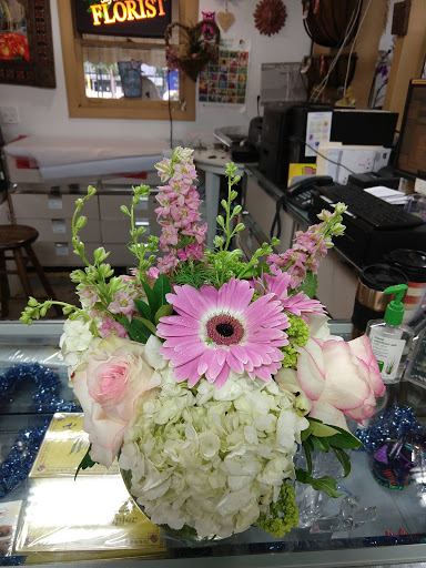 Florist «Tanglewood Flowers & Garden», reviews and photos, 5518 Dolores St, Houston, TX 77056, USA
