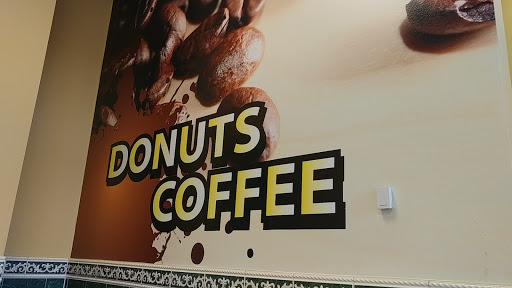 Donut Shop «Donuts-N-Coffee», reviews and photos, 3232 W Illinois Ave # 100, Dallas, TX 75211, USA