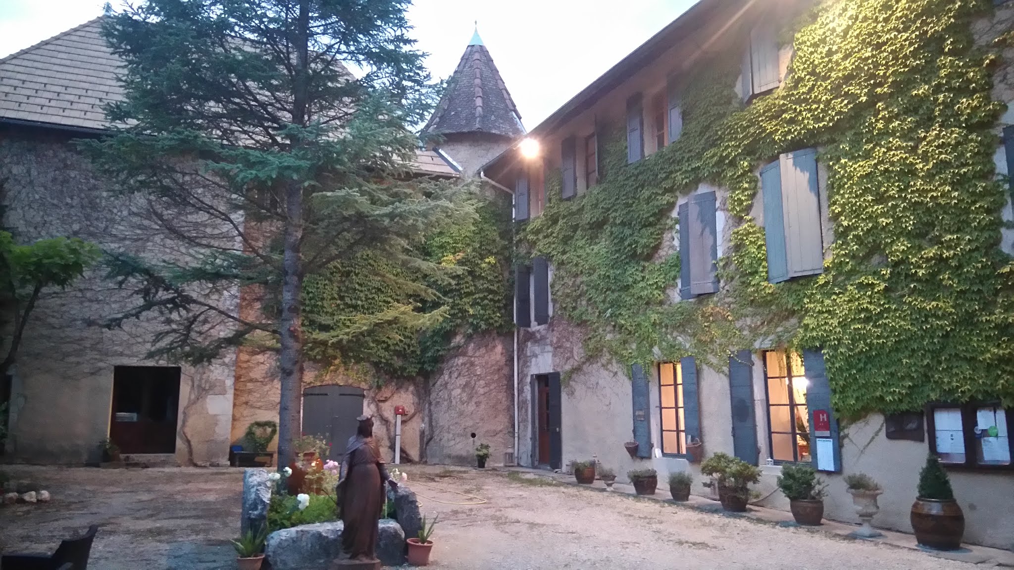 Photo n° 50 de l'avis de Dmitry.o fait le 13/03/2019 à 11:48