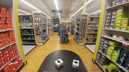 Sporting Goods Store «Academy Sports + Outdoors», reviews and photos, 145 Moss Grove Blvd, Knoxville, TN 37922, USA