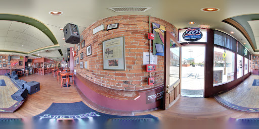 Bar «Park Street Tavern», reviews and photos, 501 Park St, Columbus, OH 43215, USA