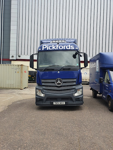 Reviews of Pickfords in London - Moving company