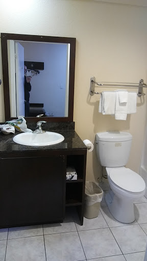 BUDGET INN & SUITES OF SANTA ANA image