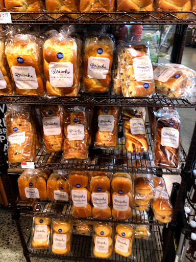 Grocery Store «Whole Foods Market», reviews and photos, 1686 Boston Post Rd, Milford, CT 06460, USA