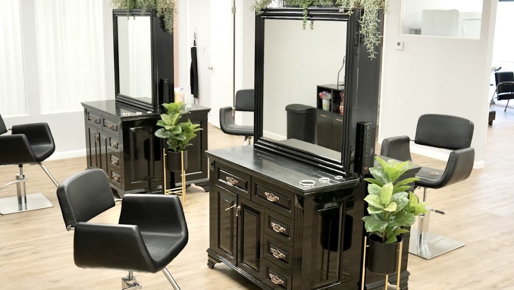 The Beauty Lounge Salon 93711