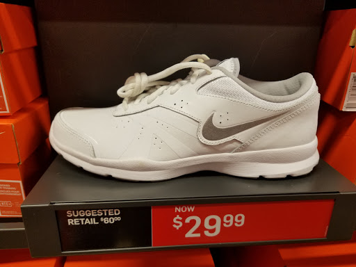 Clothing Store «Nike Factory Store», reviews and photos, 241 Fort Evans Road Northeast #510, Leesburg, VA 20176, USA