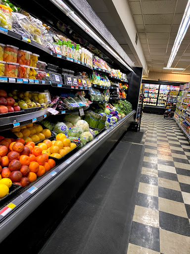 Grocery Store «Carnival Foods», reviews and photos, 458 W Dickens Ave, Chicago, IL 60614, USA