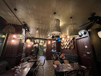 Atmosphère du Restaurant thaï Mme Shawn Thaï Bistrot à Paris - n°14