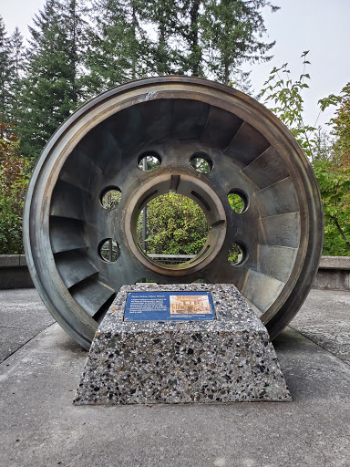 Tourist Attraction «Snoqualmie Falls Lower Observation Deck», reviews and photos, 37451 SE Fish Hatchery Rd, Fall City, WA 98024, USA