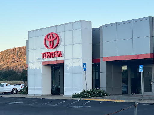 Toyota Dealer «Thurston Auto Plaza», reviews and photos, 2800 N State St, Ukiah, CA 95482, USA