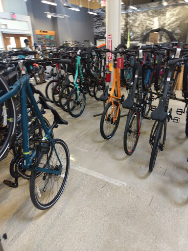 Camping Store «REI», reviews and photos, 6424 Sawmill Rd, Columbus, OH 43235, USA