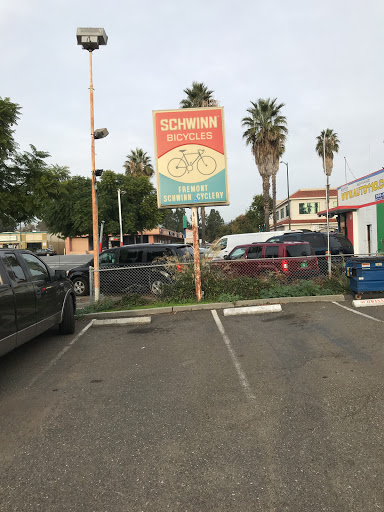 Bicycle Store «Fremont Schwinn Cyclery», reviews and photos, 4040 Papazian Way, Fremont, CA 94538, USA