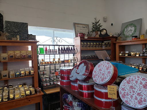 Farm «Pacific Hazelnut Farms & Candy Factory», reviews and photos, 14673 Ottaway Rd NE, Aurora, OR 97002, USA