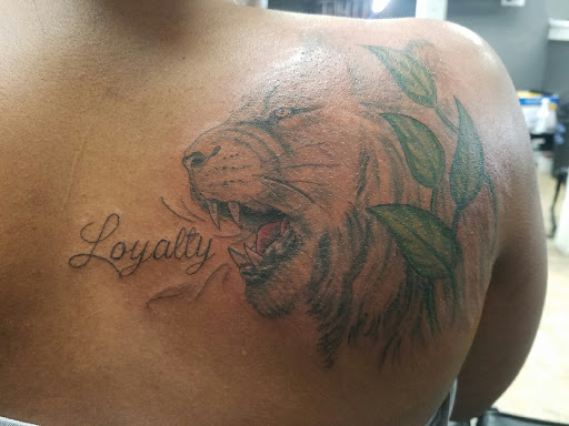 Explore quarter sleeve tattoo ideas for females, creative tattoo ideas in Charlotte, available at Tattoo Bills Charlotte