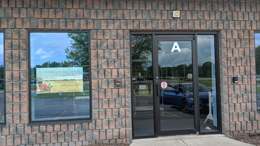 Victor Farmington Food Cupboard