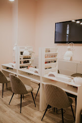 P e o n y - Beauty Salon