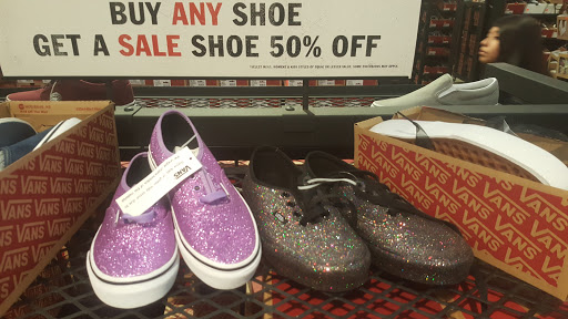 Shoe Store «Vans», reviews and photos, 485 N Tustin St, Orange, CA 92867, USA